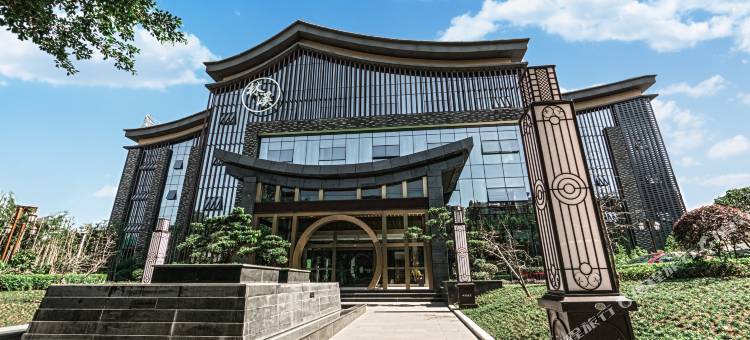 峨眉山林溪酒店(马路桥美食街店)图片