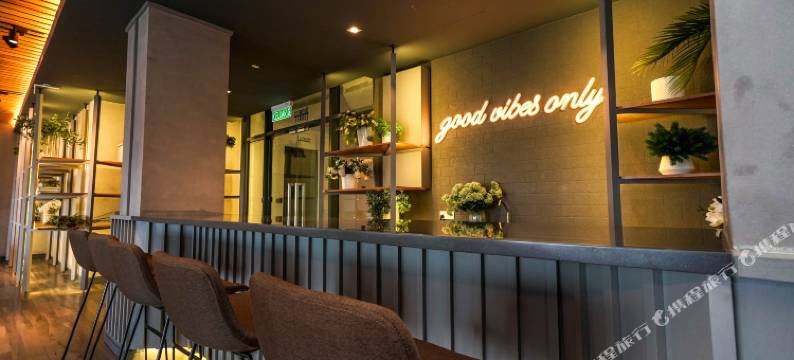 Ceylonz by Mana Mana图片