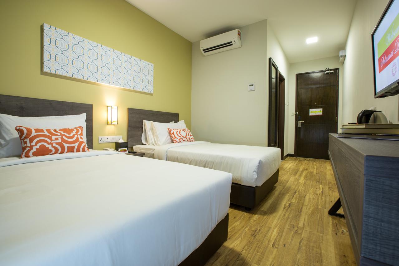 Humaira Hotel Over view