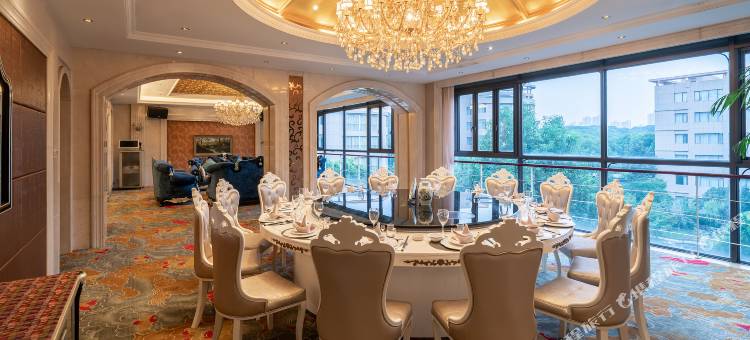 中威蓝海御华大饭店(无锡惠山万达广场店)图片