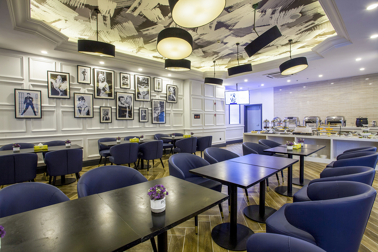 Lanou Hotel ( JingHua Living Mall Store)Over view