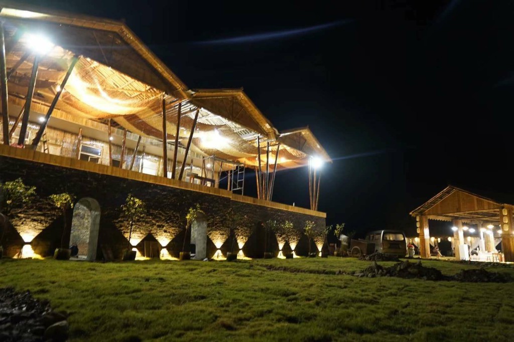 Tongshan Fengling Valley Wild Luxury Tent CampOver view