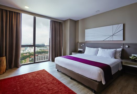 Qliq Damansara Petaling Jaya Kuala Lumpur Hotel Overview