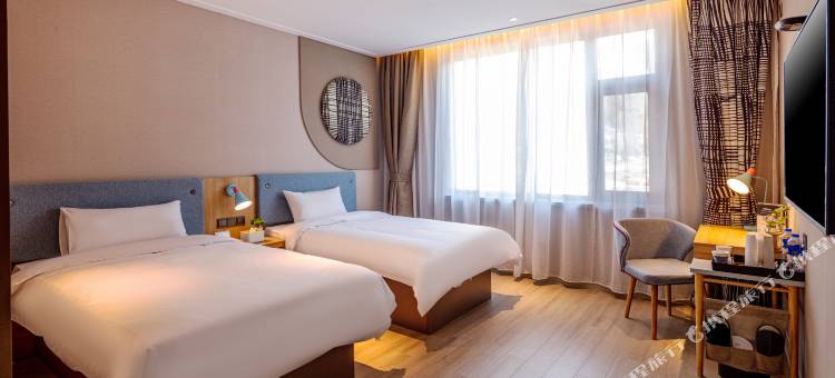 如家酒店(太原新建路万达广场龙潭公园店)图片