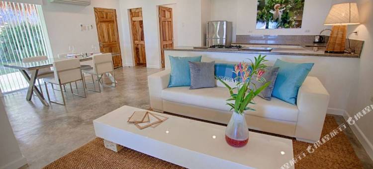 萨拉亚海滩旅馆(Salaya Beach Houses)图片