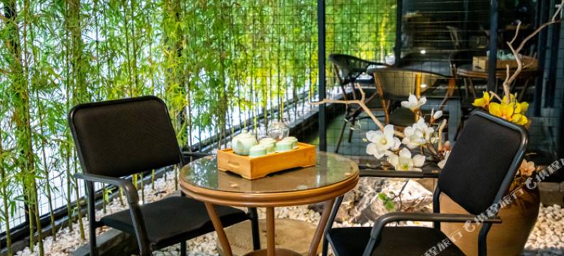 广州零贰零酒店(大学城店)图片