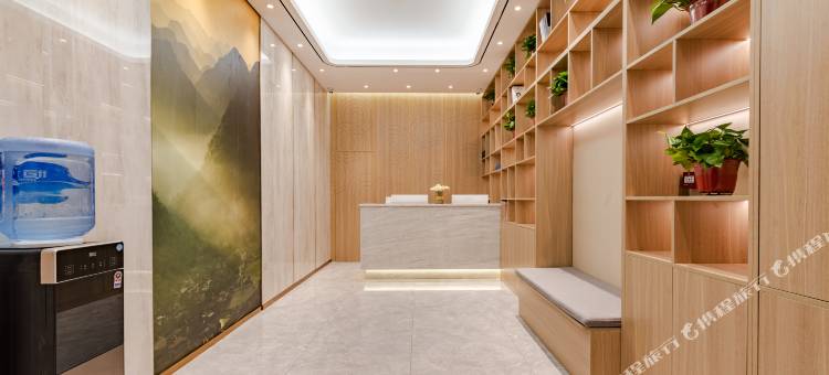 乐桔酒店(郑州蝶湖公园滨河新城地铁站店)图片