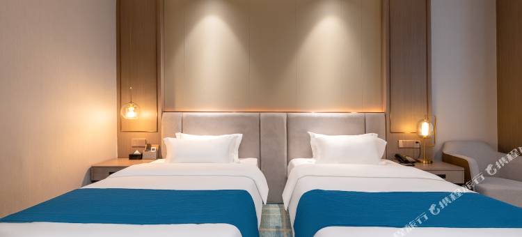 铂顿国际公寓(阳江东汇城广场店)图片