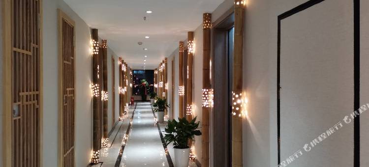 宜嘉风尚酒店(张家界天门山索道店)图片