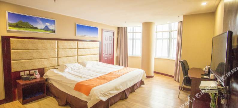 豪斯菲尔酒店(商丘高铁火车站店)图片