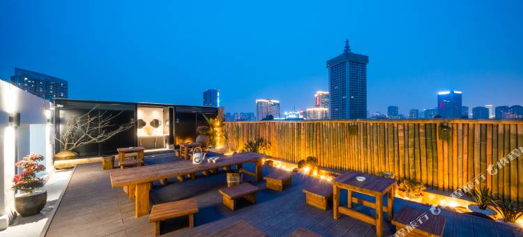 云孚里隐宿·商旅酒店(成都杜甫草堂中医大省医院地铁站店)图片