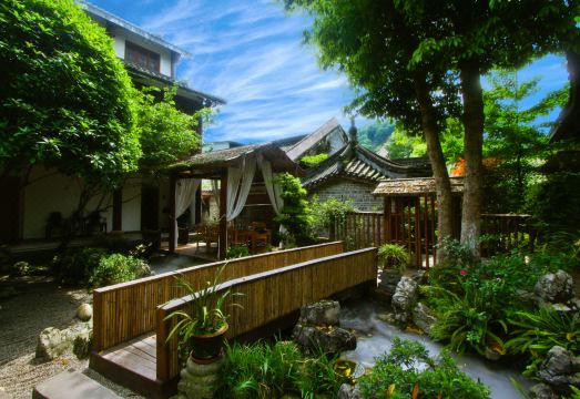 卜筑·耳隐禅意文化主题酒店外景图