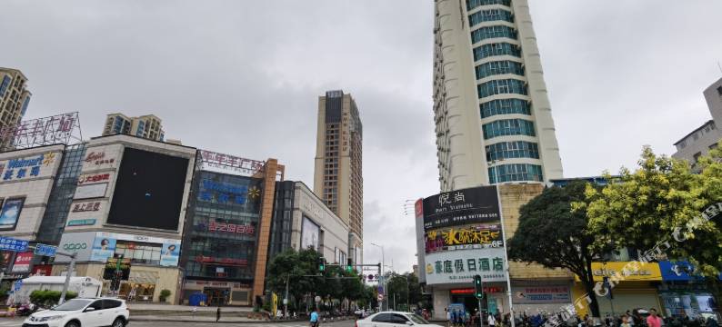 豪庭假日酒店(钦州年年丰广场店)图片