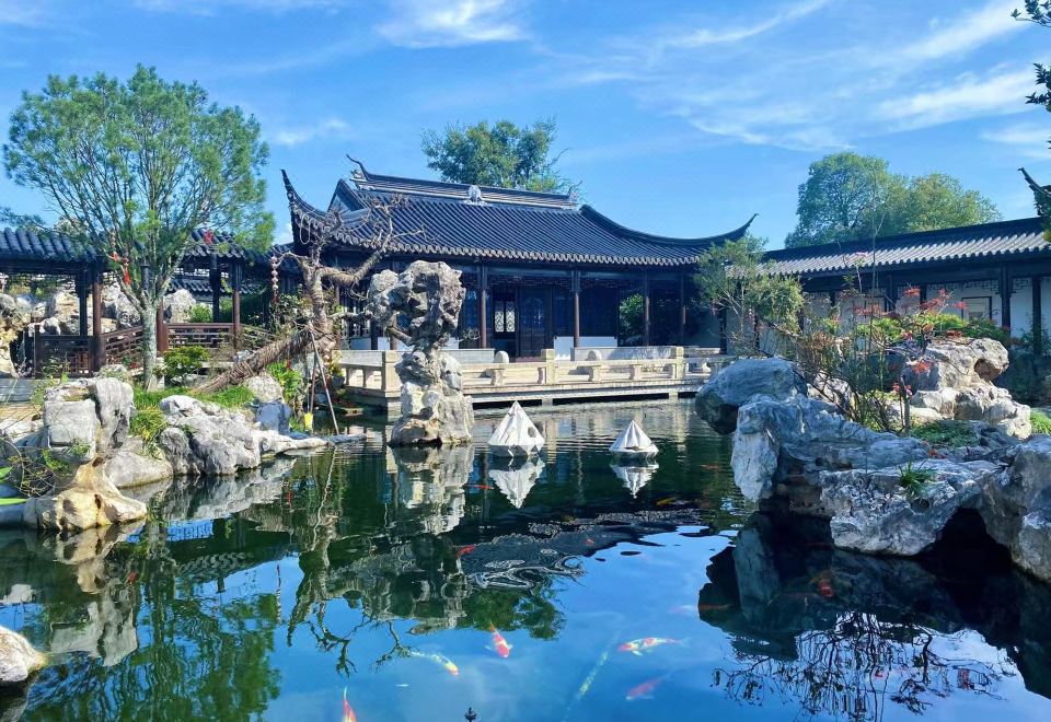 Qinyuan Art HostelOver view