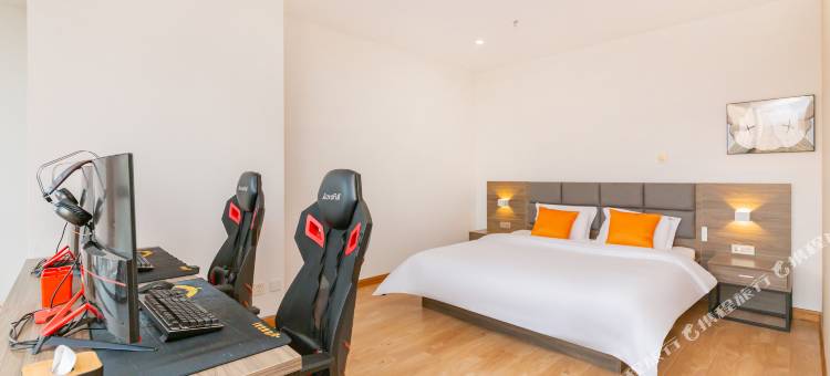 艺嘉电竞酒店(长春东方广场店)图片