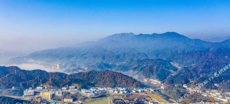 大别山陡沙河温泉小镇图片