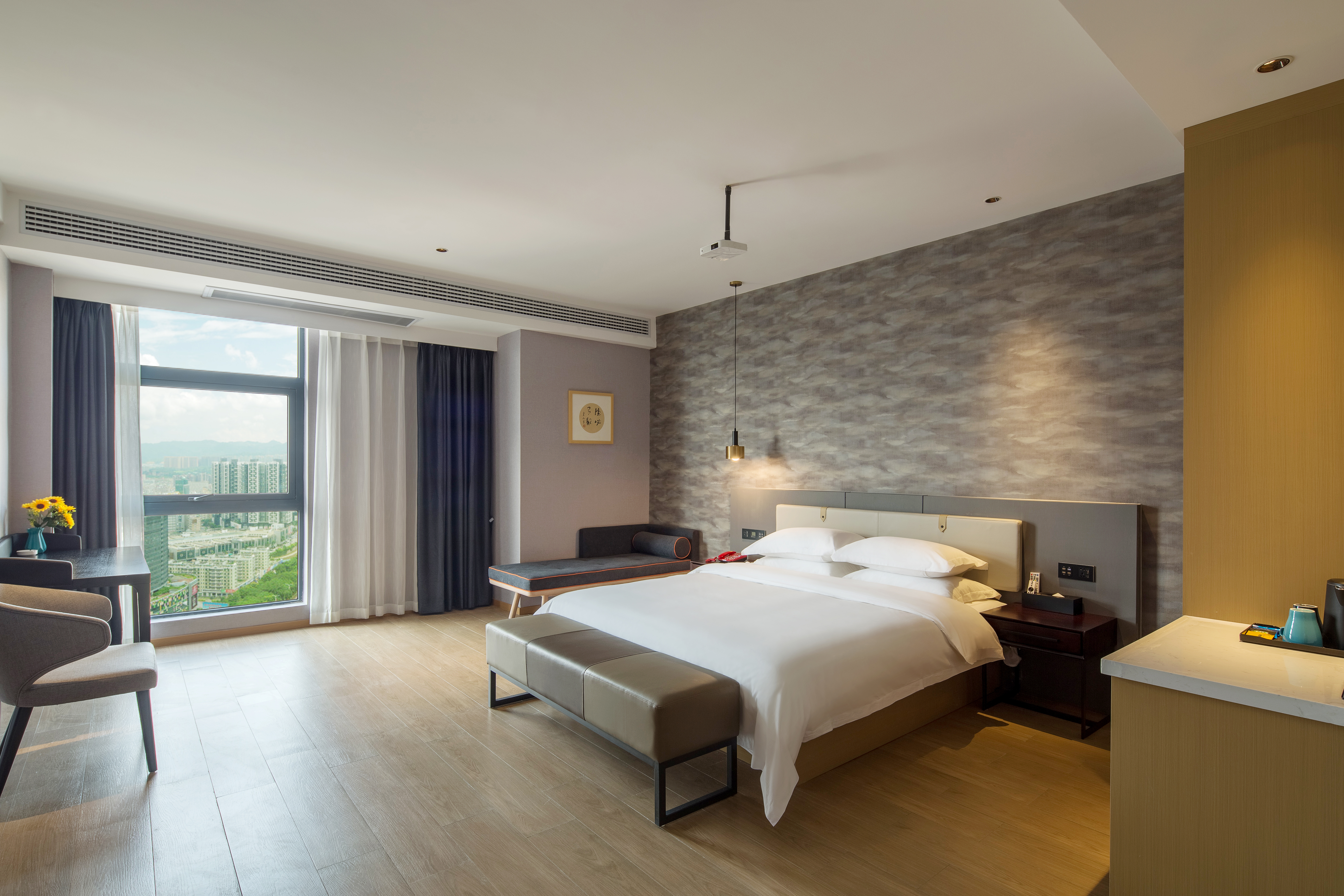 Moonlight Hotel in the City (Wing Yi Plaza)Over view