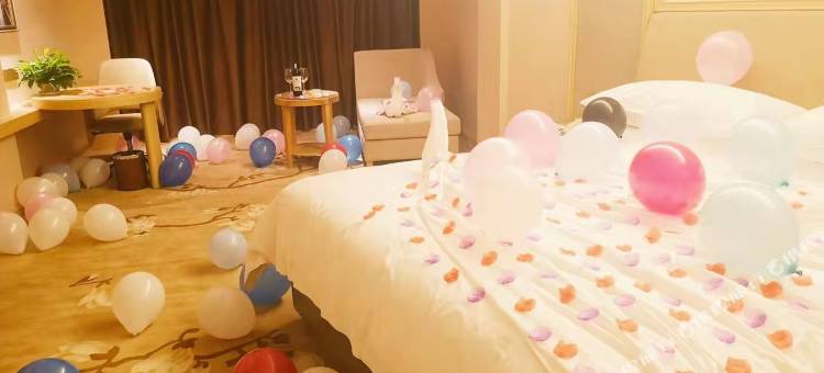 维也纳国际酒店(桂林七星公园理工大学东西巷店)图片