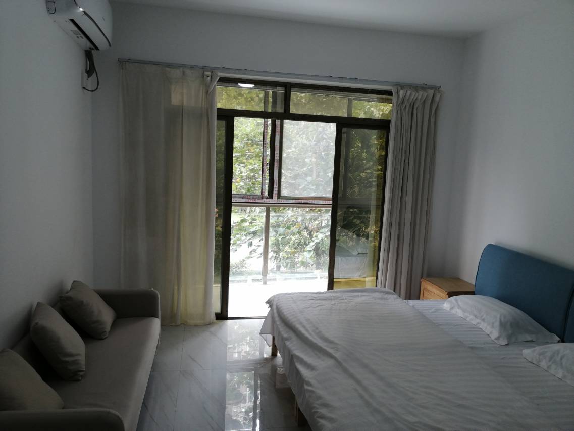 防城港三孔青年民宿