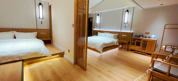 天台山观山海萤火虫民宿图片