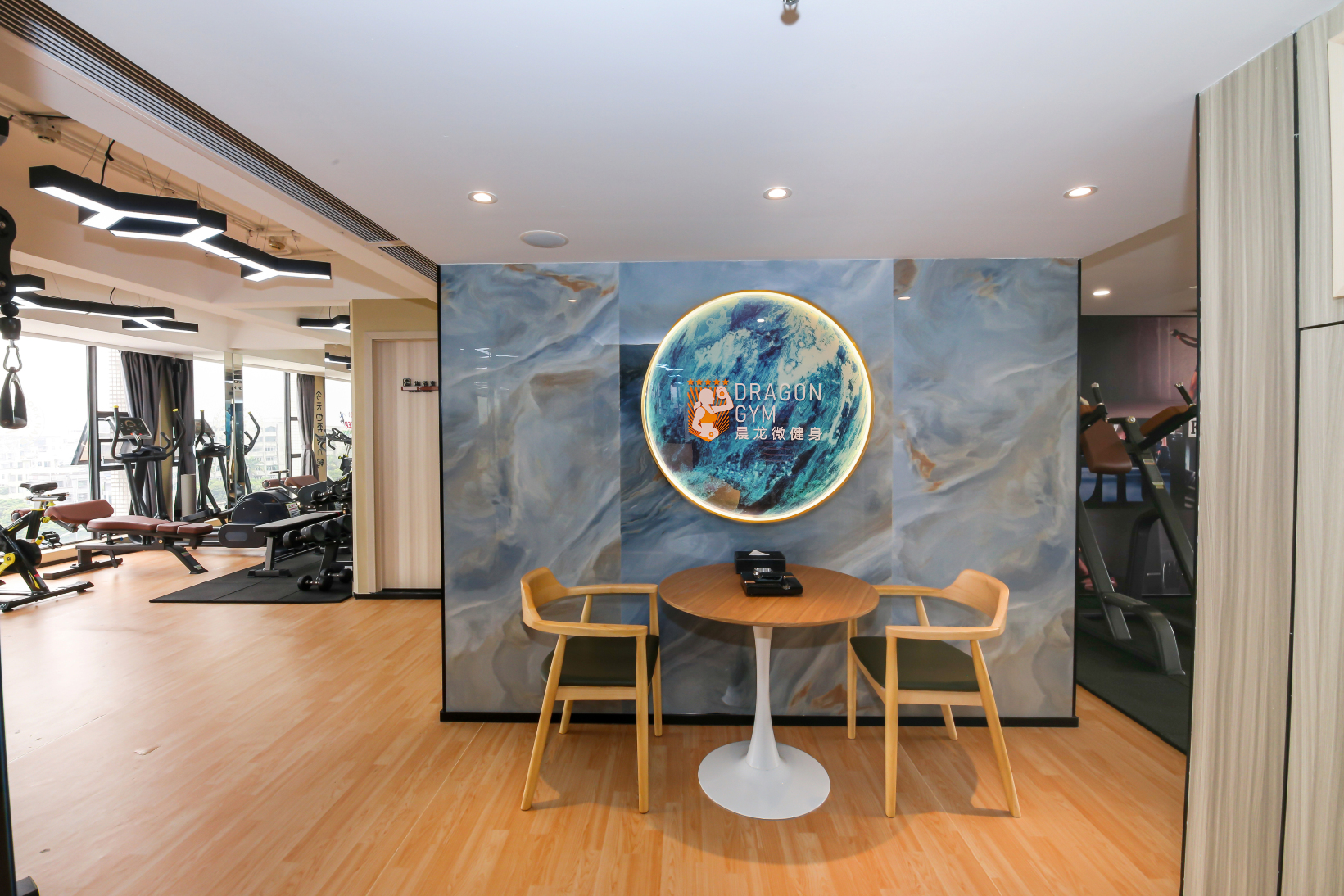 DCC Hotel (Guangzhou Tianhe Coach Terminal Station)Hotel Overview