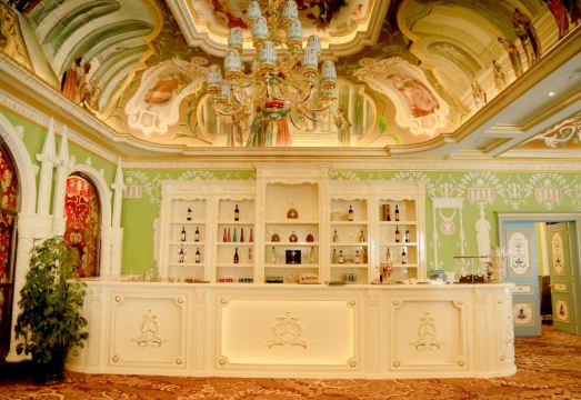 Manzhouli Matryoshka Castle Hotel Hotel Overview