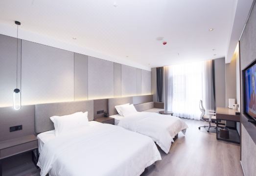 Mangkang Rumei Town Yunshan River Impression HotelHotel Overview