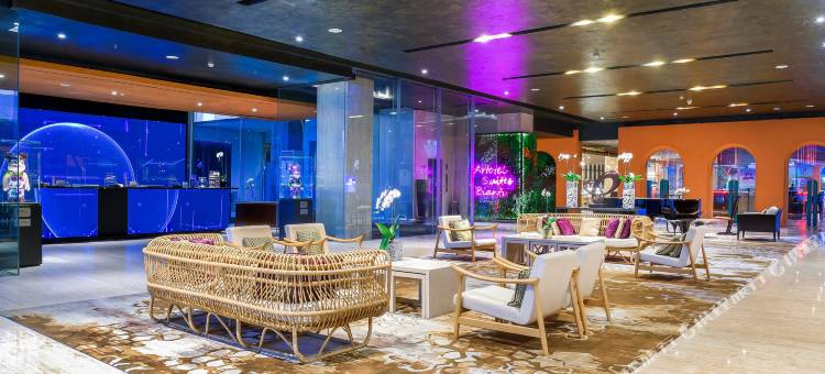 日惹比安蒂阿托特尔套房酒店(ARTOTEL Suites Bianti Yogyakarta)图片