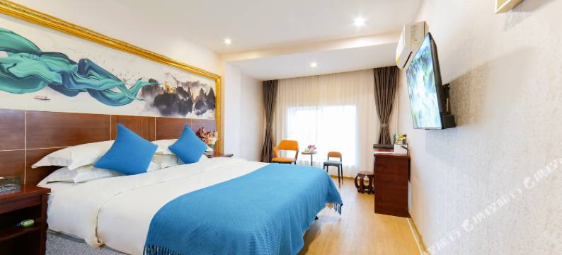 深圳城邦精品公寓(观澜湖新城松元厦地铁站店)图片