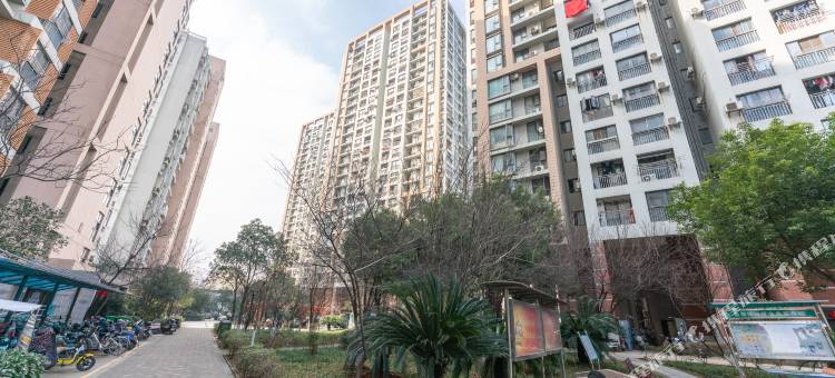 寓颜家公寓(武汉南国SOHO店)图片