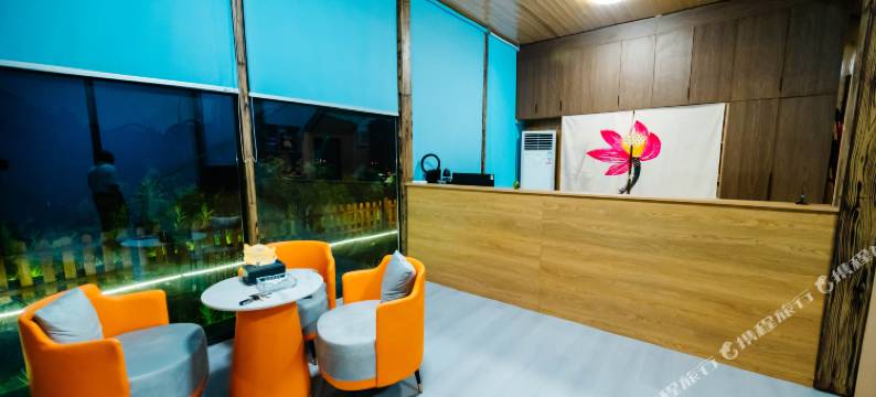 黄梅杉杉木屋(鄂东动物王国店)图片