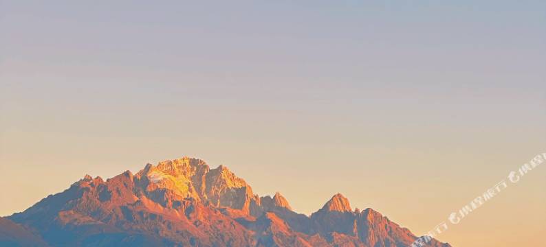 丽江迷纳端一雪山观景度假民宿图片