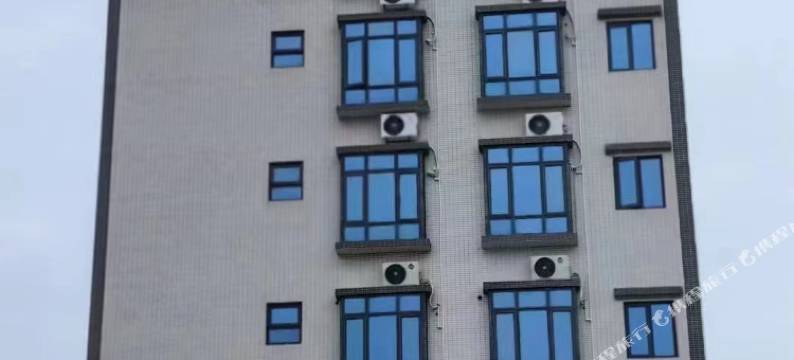 品享民宿(湛江西高铁站店)图片