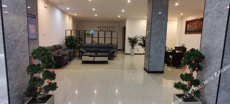 利川青霖酒店(腾龙洞游客中心店)图片