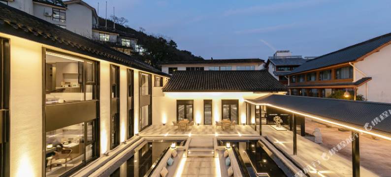 普陀山三舍·梅岑府图片