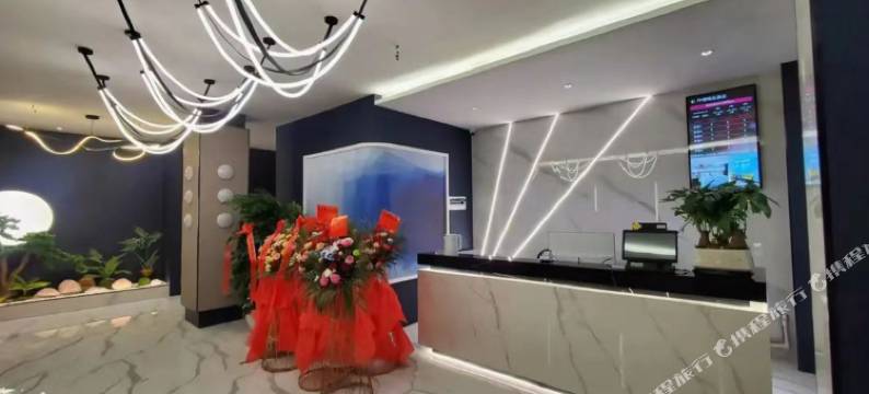 轻住酒店(商洛北站万达广场店)图片