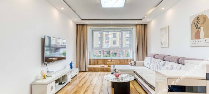 雅轩阁•Life轻奢设计美宿(长白山北坡集散中心店)图片