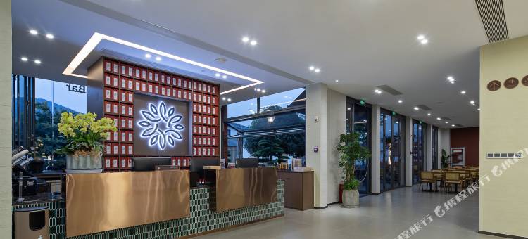 花筑村·嵊州温泉湖度假酒店图片