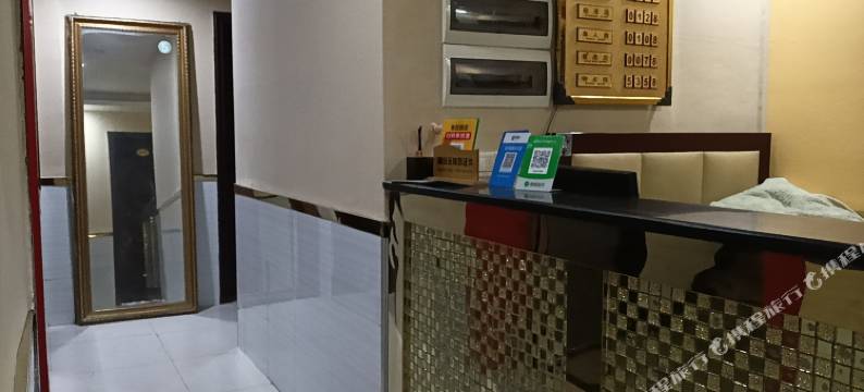 长沙幸福旅馆(万家丽国际MALL人民东路地铁站店)图片