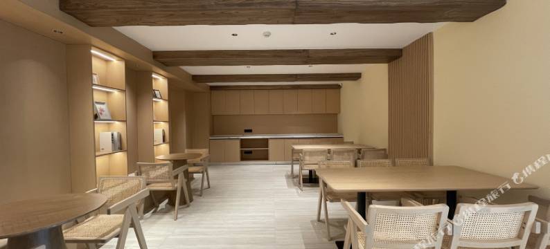 贝尔·读海星宸酒店(青岛八大关第三海水浴场店)图片