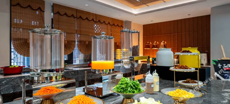 仟那千寻酒店(开封鼓楼广场大相国寺店)图片