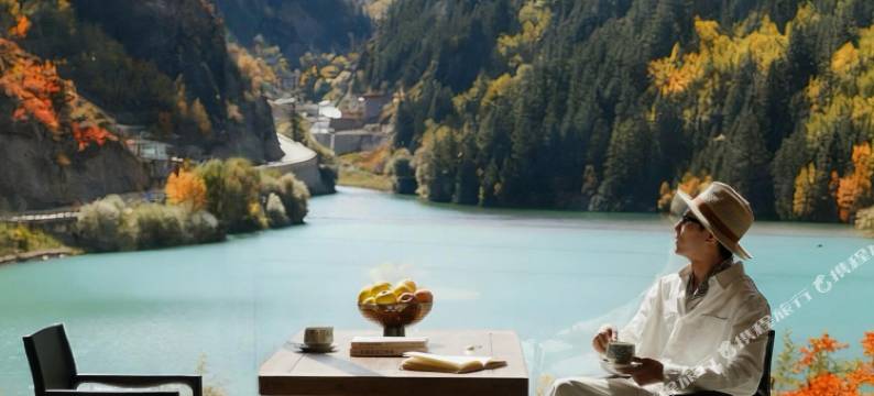 嘎尔庄园(四姑娘山镇·夹金海子店)图片