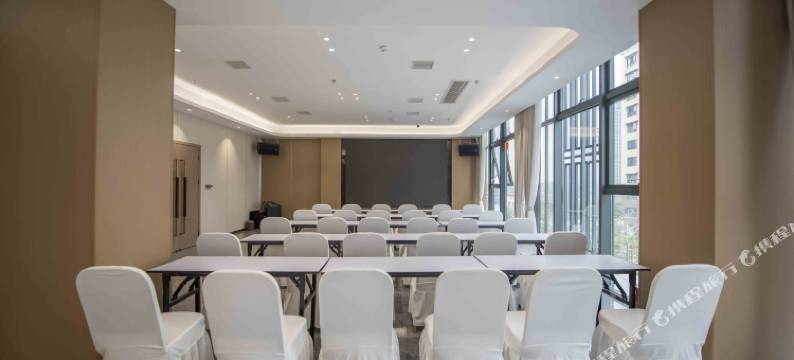 龙湖酒店(自贡龙湖公园店)图片