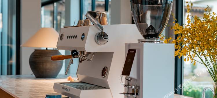 大理溪游纪海景民宿(洱海S湾生态廊道店)图片