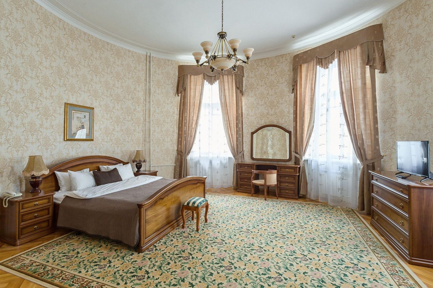 Budapest HotelHotel Overview