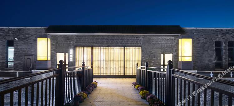 陌上轻宿酒店(栾川老君山凤凰天街店)图片