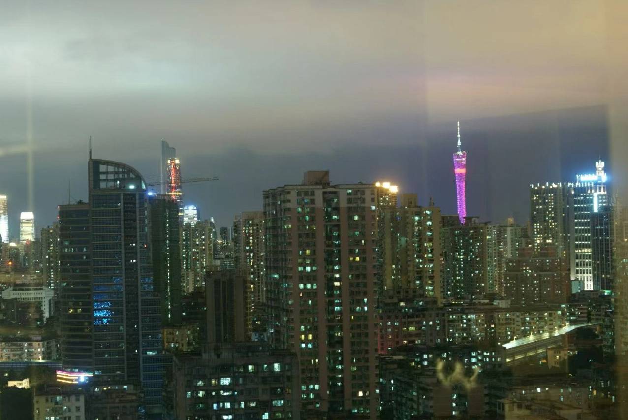 广州V酒店(北京路步行街大佛古寺店)图片