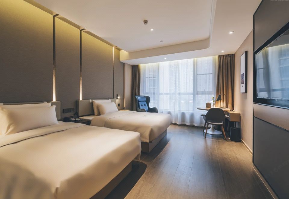  Hotel Overview