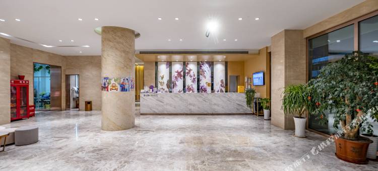 麗枫酒店(乌鲁木齐天山国际机场德港万达店)图片