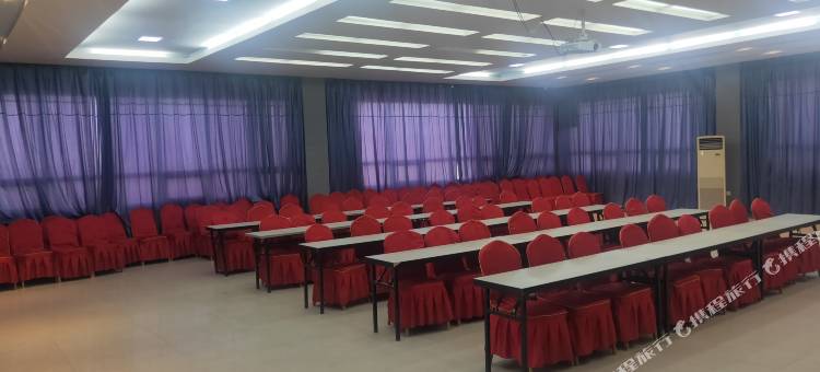 速8酒店(库尔勒石化大道店)图片